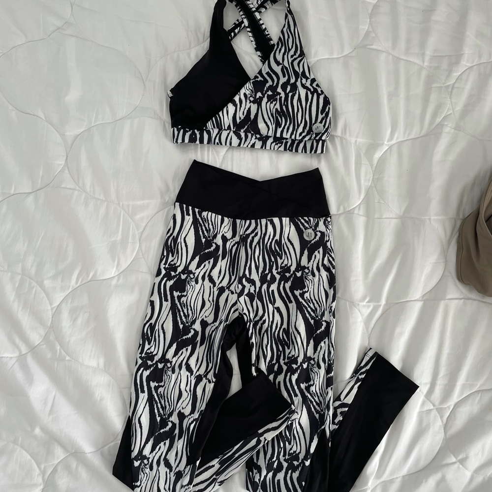 Tiger mist active zebra set